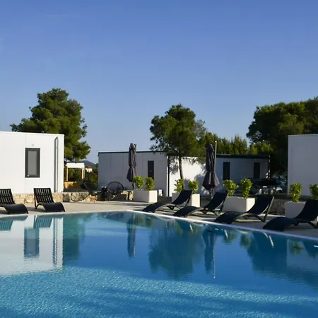 Homes Ahil 7&8 * Pakoštane