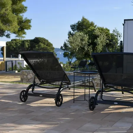 Homes Ahil 7&8 * Pakoštane