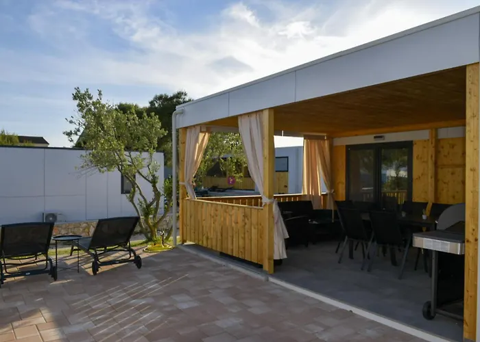 Дом отдыха Homes Ahil 7&8 Пакоштане